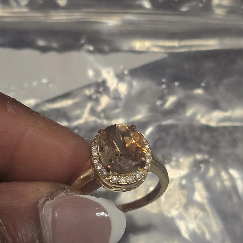 INC INTERNATIONAL SILVER OVAL CHAMPAGNE GEMSTONE COCKTAIL RING SZ 9 WOMEN